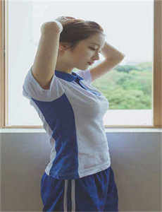 《欧美搔妇久久久久久岬奈奈美》